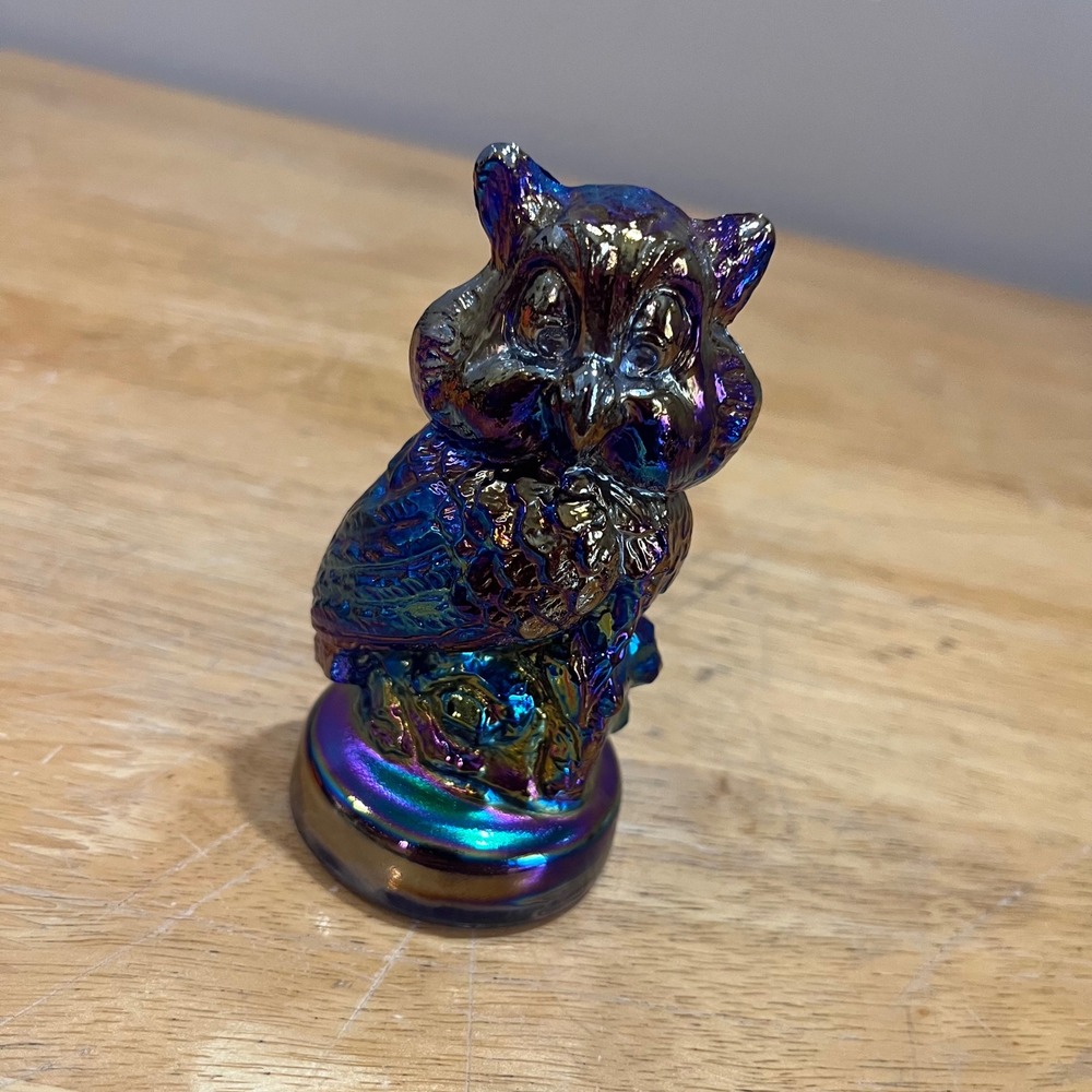 Joe St.‎ Claire Iridescent Carnival Glass Owl Figurine Cobalt Blue Paperweight - Picture 2 of 6